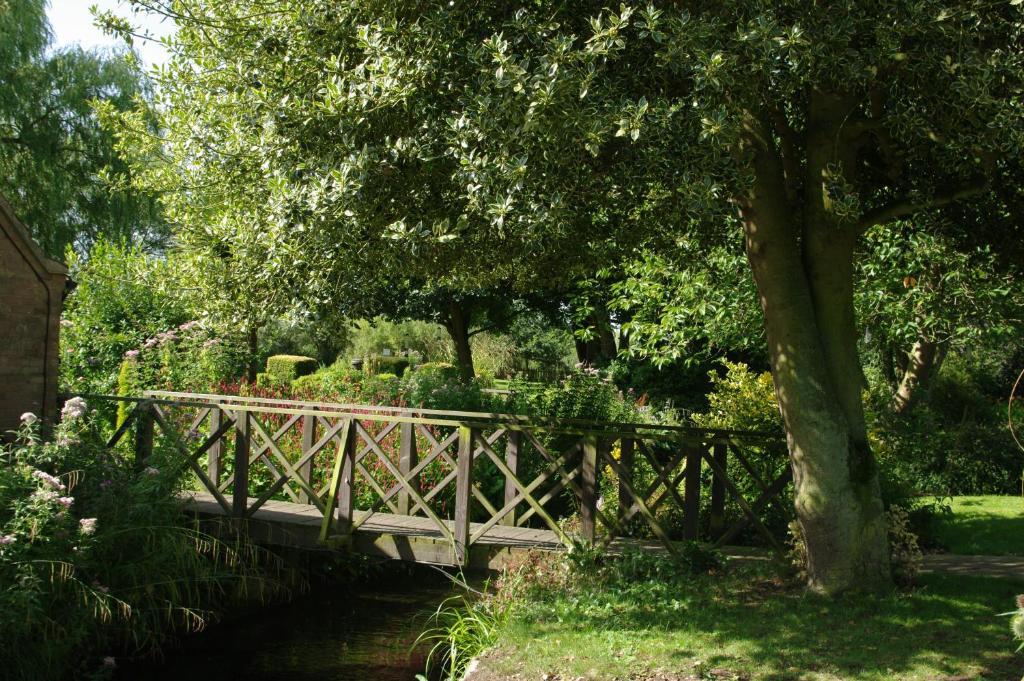 Sculthorpe Mill Hotel Fakenham Bagian luar foto