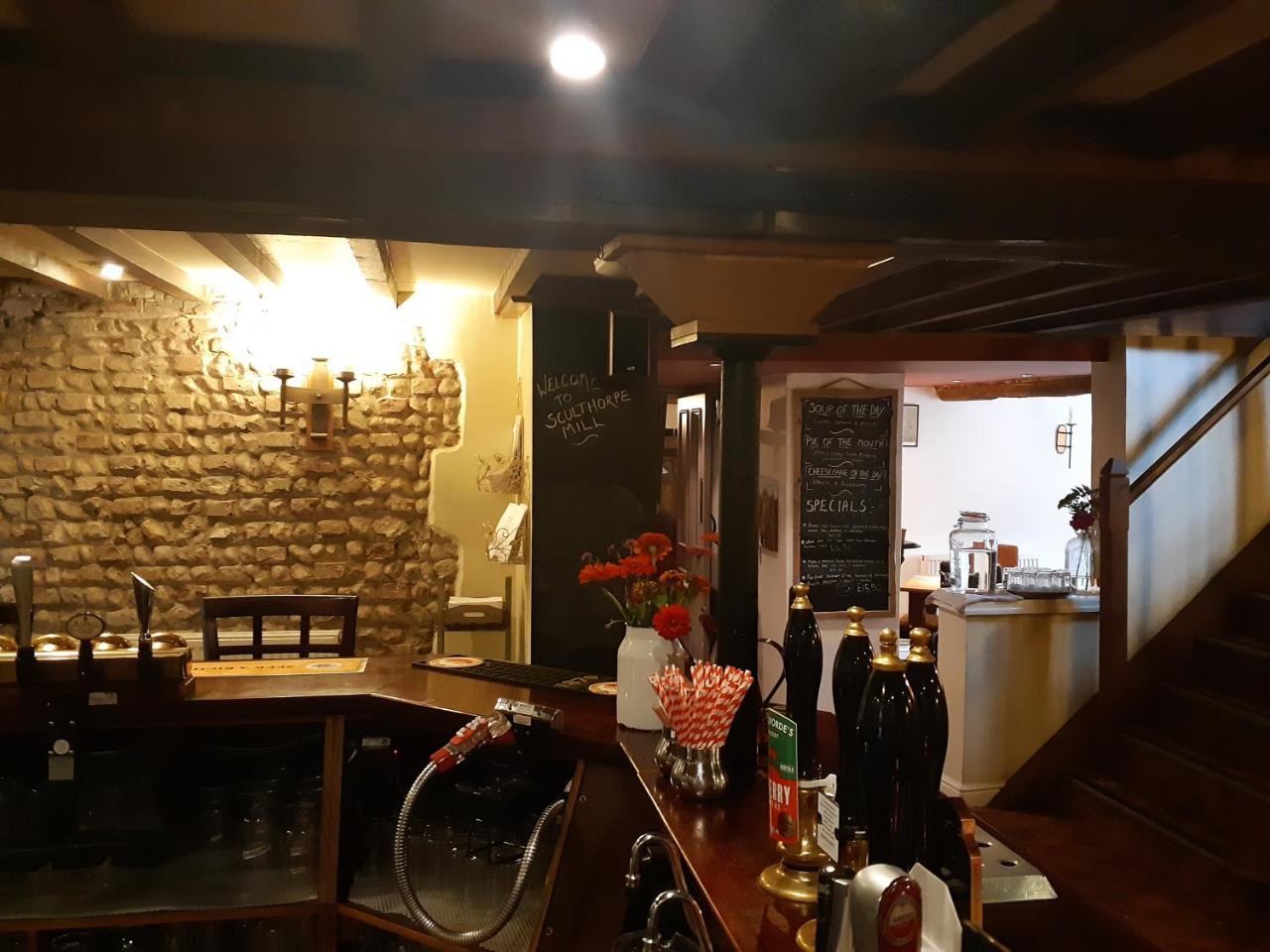 Sculthorpe Mill Hotel Fakenham Bagian luar foto