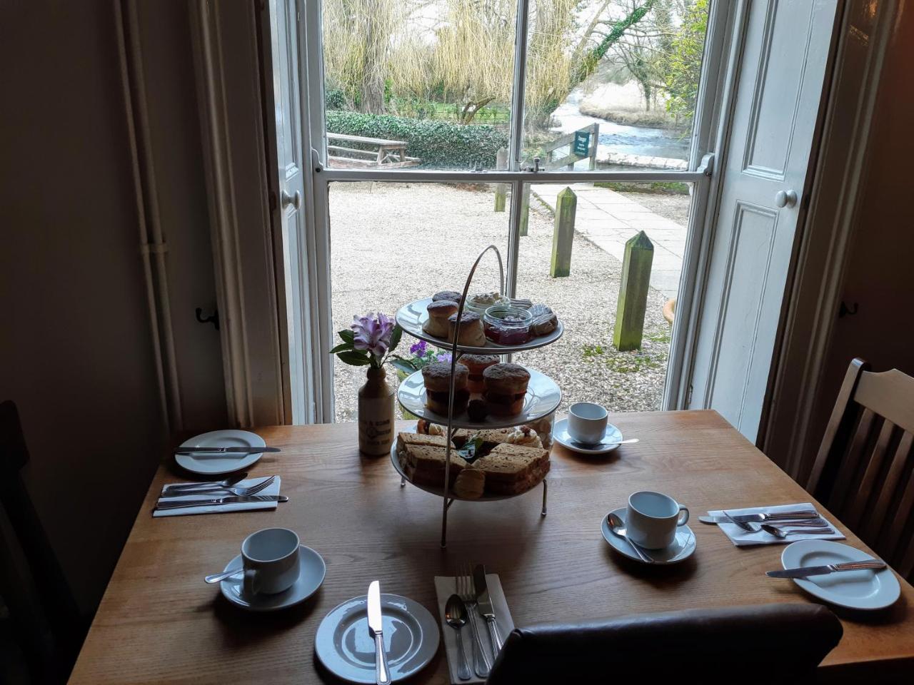 Sculthorpe Mill Hotel Fakenham Bagian luar foto